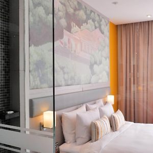 Privilege Queen Room